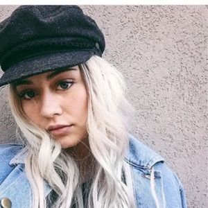 Meet your Posher, Victoria